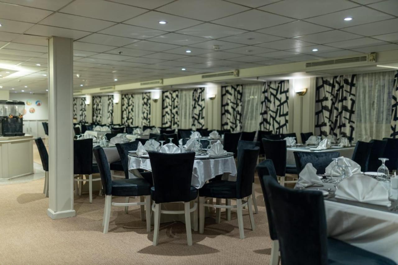 Luxor Aswan Victoria Nile Cruise: Weekly Sailings from Luxor and Aswan Hotel Exterior photo