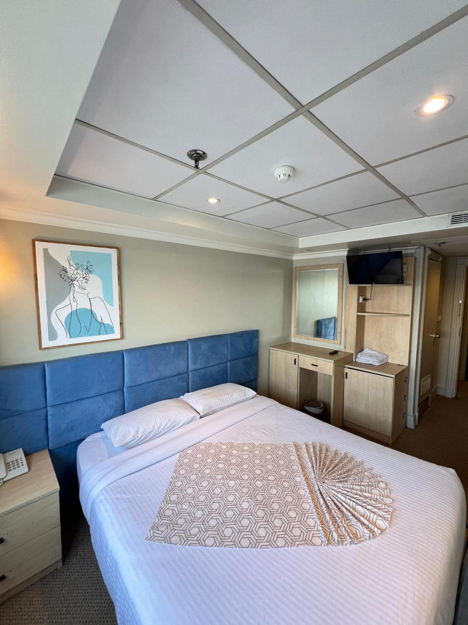 Luxor Aswan Victoria Nile Cruise: Weekly Sailings from Luxor and Aswan Hotel Exterior photo